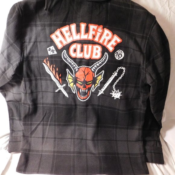 Stranger Things Hellfire Club Hooded Flannel Jacket Men's Large NWT - Picture 3 of 5